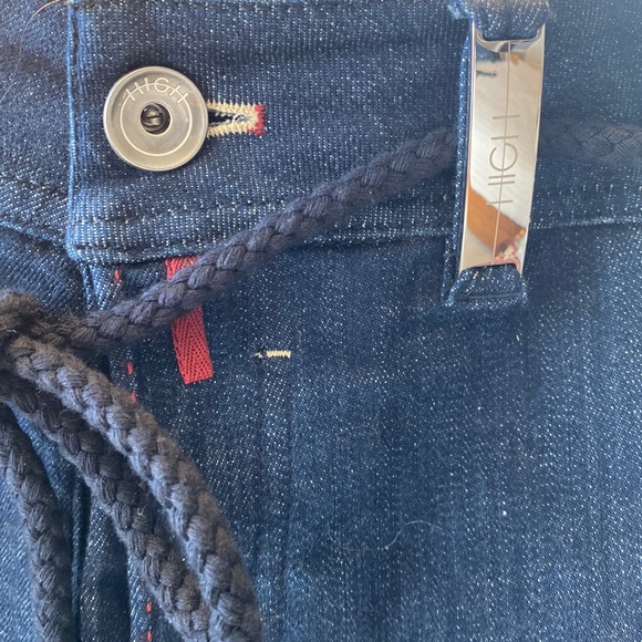 HIGH Tech Highwaisted Jeans with belt superb detailing Mint condition - Picture 7 of 15